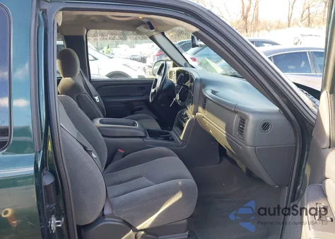 2006 Chevrolet Silverado 1500 Lt2 from USA, damaged, VIN 2GCEK19B261130028